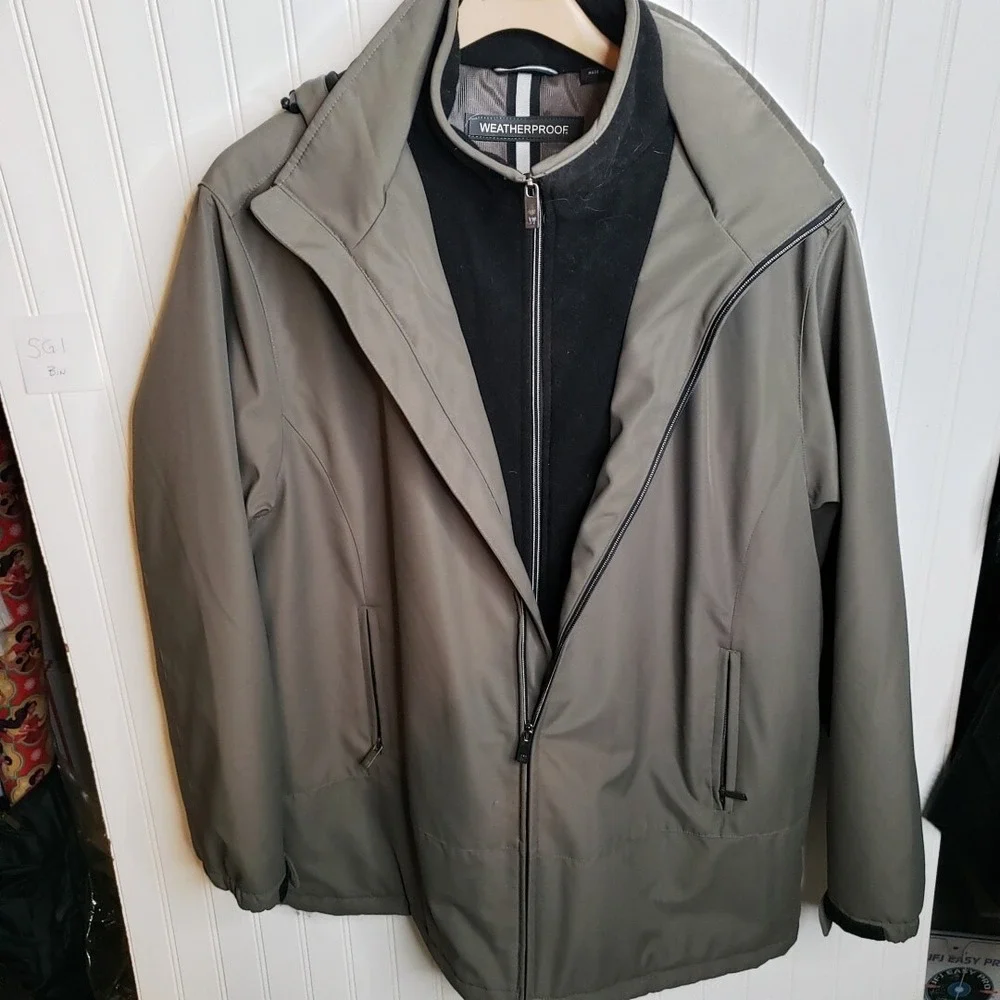 Weatherproof Garment Co. Men's Winter Coat Size XL Green Outer / Black Lining